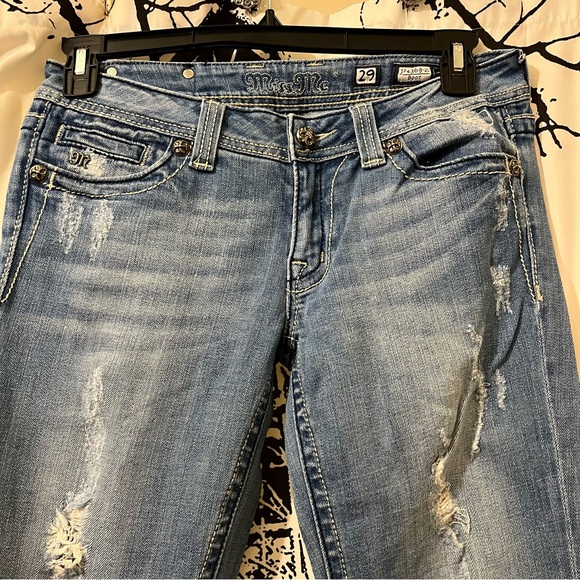 Miss Me Bootcut Jeans Distressed Embroidered Light Wash Western Size 29 - Picture 2 of 13